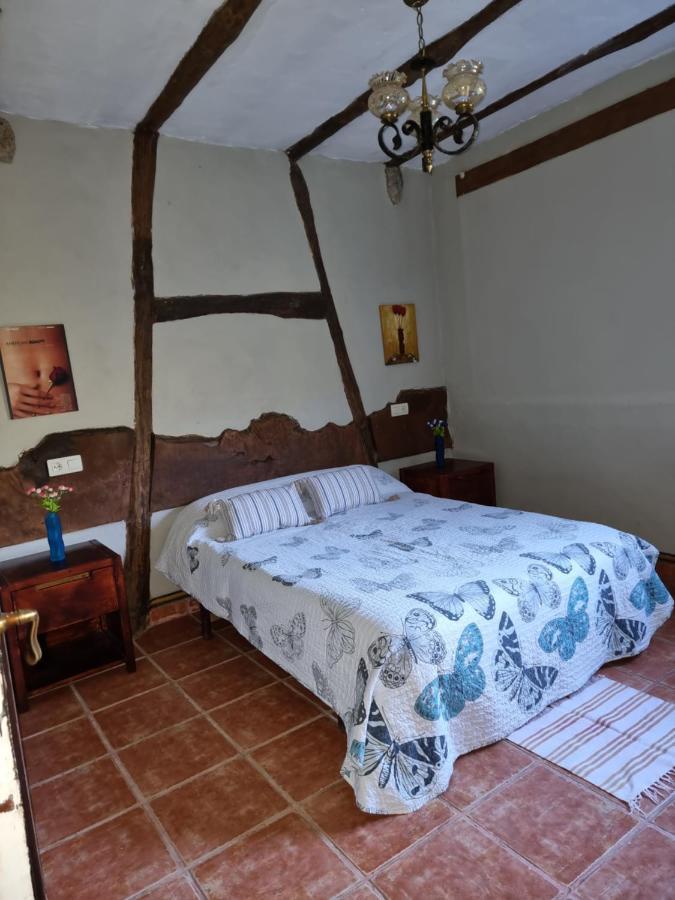 Corias Casona Junto Al Narcea Villa Exterior photo