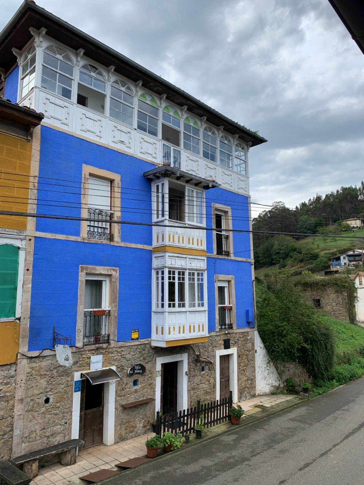 Corias Casona Junto Al Narcea Villa Exterior photo